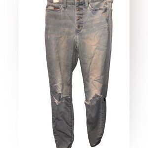 Tommy Hilfiger Women's Light Gray Distressed Boyfriend Jeans